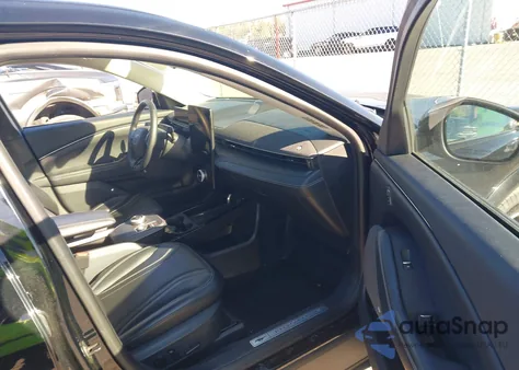 2022 Ford Mustang Mach-E Premium from USA, damaged, VIN 3FMTK3RM6NMA37701